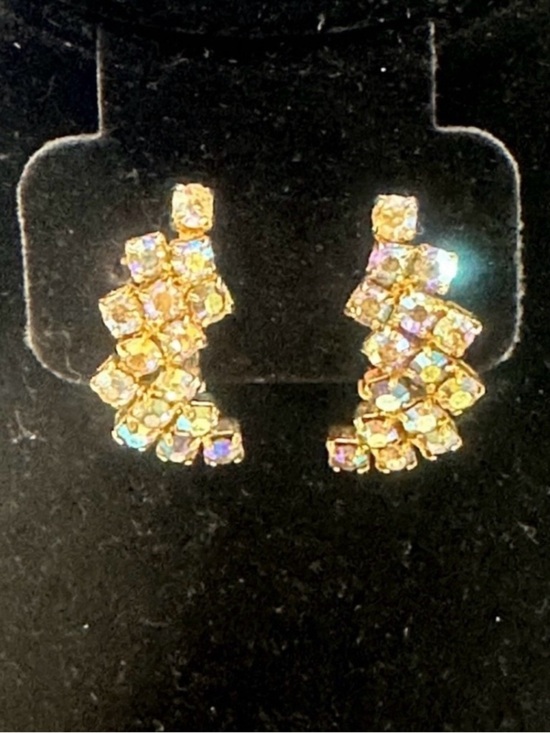 Unknown Jewelry - Vintage Aurora Borealis AB Rhinestone Clip-On Earrings